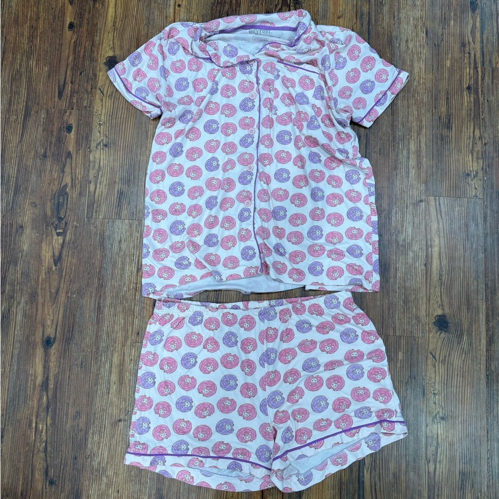 Universal Studios Wizarding World of Harry Potter Pygmy Puff pajama set